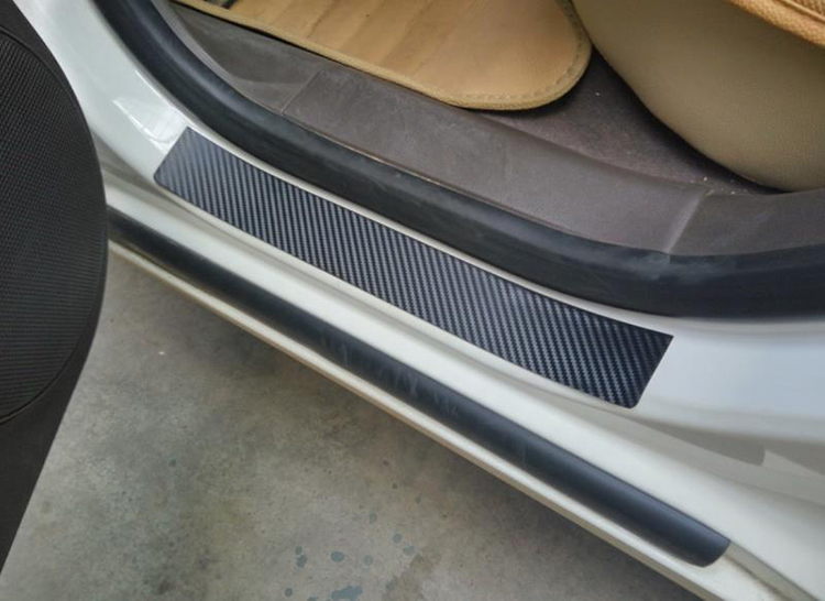 Magnetic door protective strip(图1)